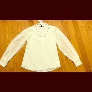 New White House Black Market white blouse - small